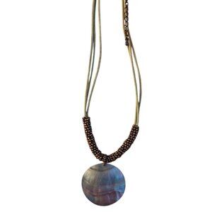 Lia Sophia Iridescent Shell Necklace EUC